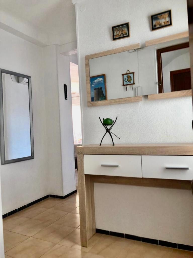Cozy Playa Levante Apartment